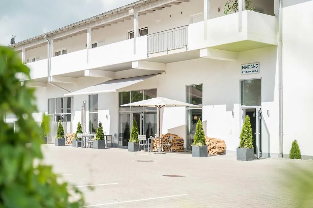 Pension Wess Hotel Neufinsing